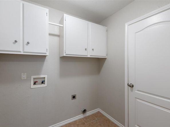 5042 Cleves ST, Round Rock TX 78681