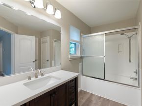 5042 Cleves ST, Round Rock TX 78681