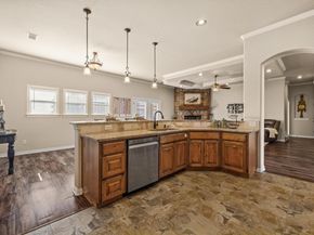 204 Skyline RD, Georgetown TX 78628