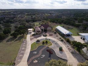 204 Skyline RD, Georgetown TX 78628