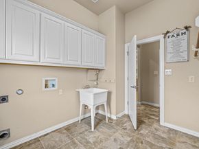 204 Skyline RD, Georgetown TX 78628