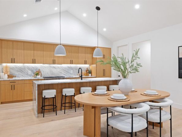 2611 Oak Crest Ave B, Austin TX 78704