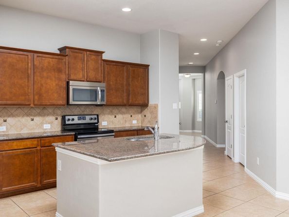 1005 Matheson DR, Leander TX 78628