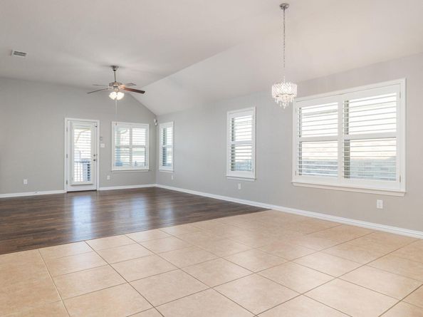 1005 Matheson DR, Leander TX 78628