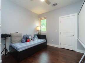 302 Delmar Ave B, Austin TX 78752