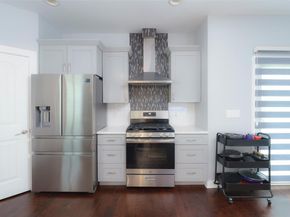 302 Delmar Ave B, Austin TX 78752