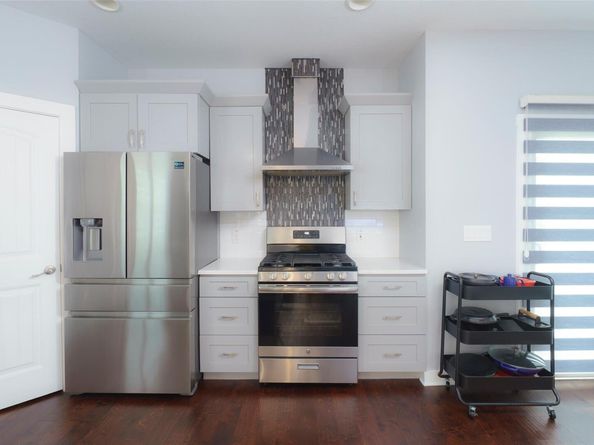 302 Delmar Ave B, Austin TX 78752