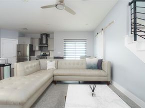 302 Delmar Ave B, Austin TX 78752