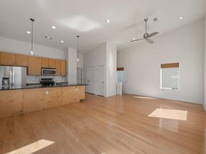 1702 S Lamar BLVD 16, Austin TX 78704