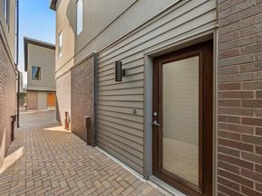 1702 S Lamar BLVD 16, Austin TX 78704