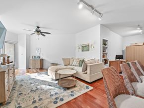 54 Rainey ST 416, Austin TX 78701