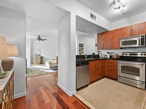 54 Rainey ST 416, Austin TX 78701