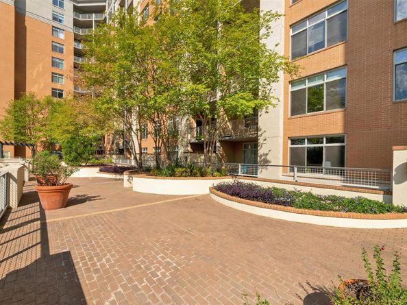 54 Rainey ST 416, Austin TX 78701