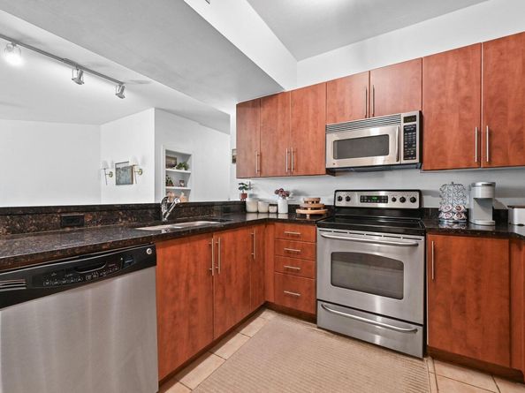 54 Rainey ST 416, Austin TX 78701