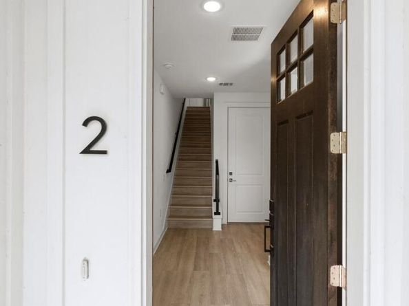 2624 Metcalfe RD 2, Austin TX 78741