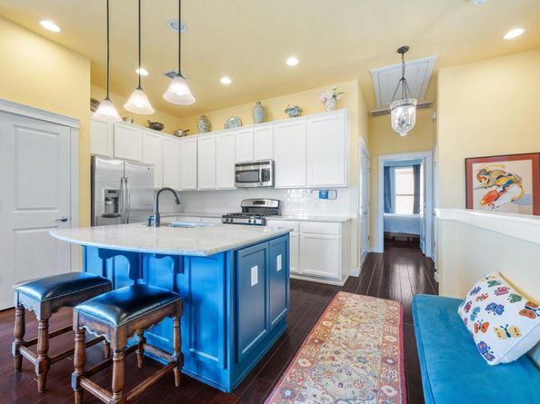 2720 Tom Miller ST, Austin TX 78723