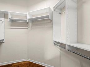 211 Whispering Wind DR, Georgetown TX 78633