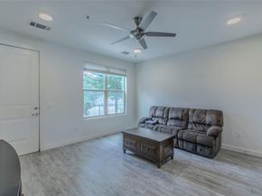 7805 Cooper LN 203, Austin TX 78745