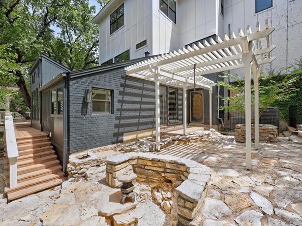 7518 Stonecliff DR, Austin TX 78731