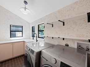 7518 Stonecliff DR, Austin TX 78731