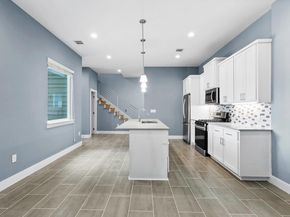 1003 Valdez ST 2, Austin TX 78741