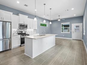 1003 Valdez ST 2, Austin TX 78741