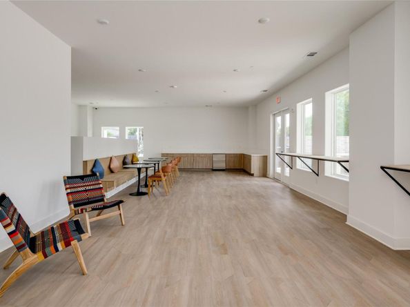 4802 S Congress Ave 303, Austin TX 78745