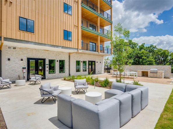 4802 S Congress Ave 303, Austin TX 78745