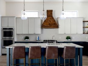 6104 Cary DR, Austin TX 78757