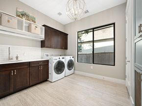 6104 Cary DR, Austin TX 78757