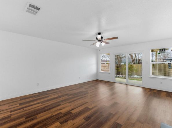 3817 Haleys WAY, Round Rock TX 78665