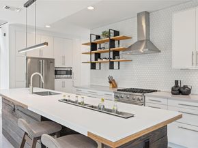 2700 E 12th ST, Austin TX 78702