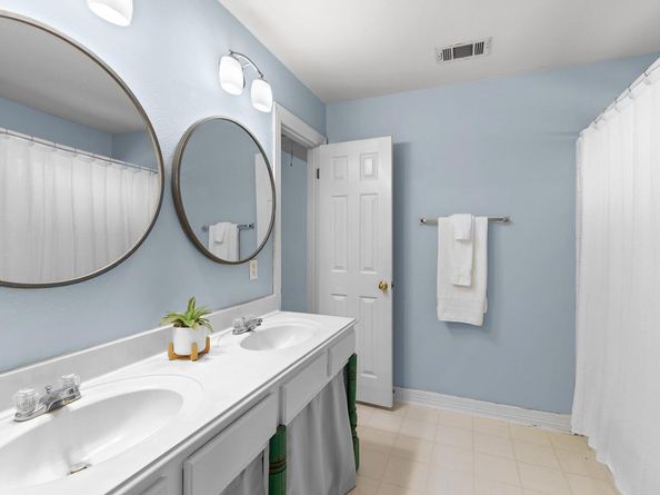 305 River Ridge DR, Georgetown TX 78628