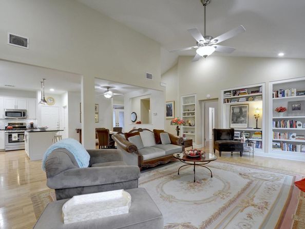 6706 Fort Davis CV A, Austin TX 78731