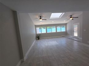 7321 Shadywood DR, Austin TX 78745