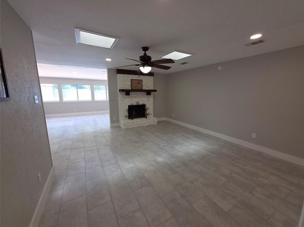 7321 Shadywood DR, Austin TX 78745