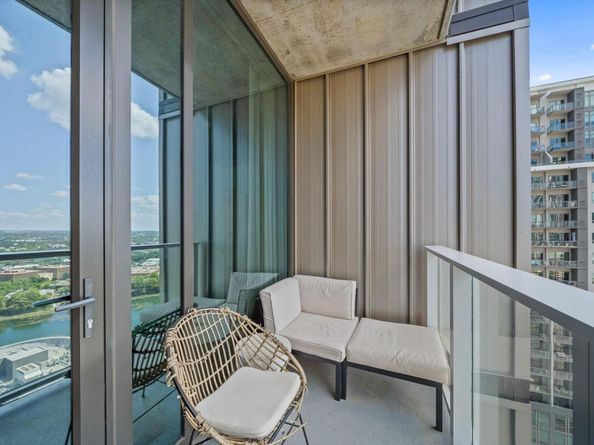 48 East Ave 2511, Austin TX 78701
