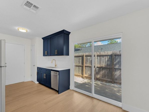 1008 Wilks Ave, Austin TX 78752