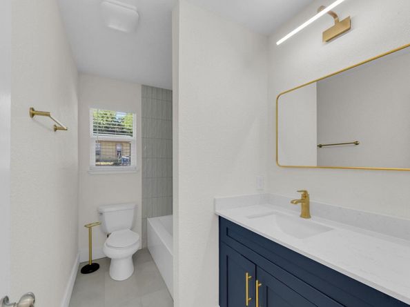 1008 Wilks Ave, Austin TX 78752