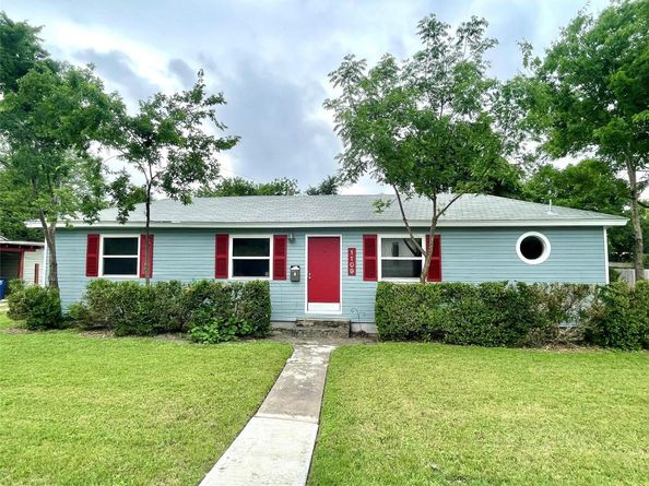 1109 Brentwood ST, Austin TX 78757