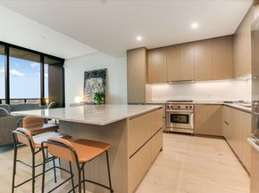 610 Davis ST 3402, Austin TX 78701