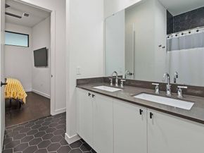 800 Embassy DR 210, Austin TX 78702