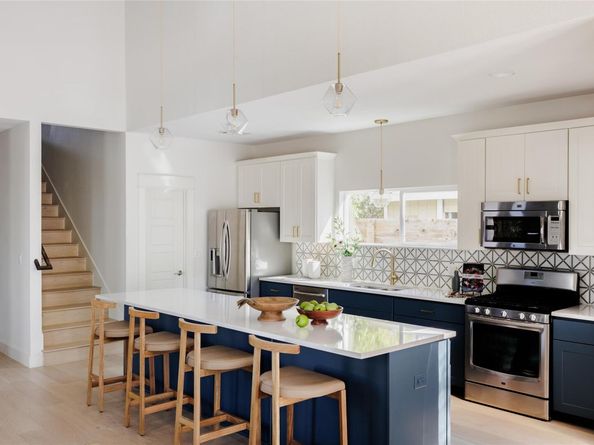 1205 McKinley Ave, Austin TX 78702