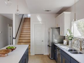 1205 McKinley Ave, Austin TX 78702