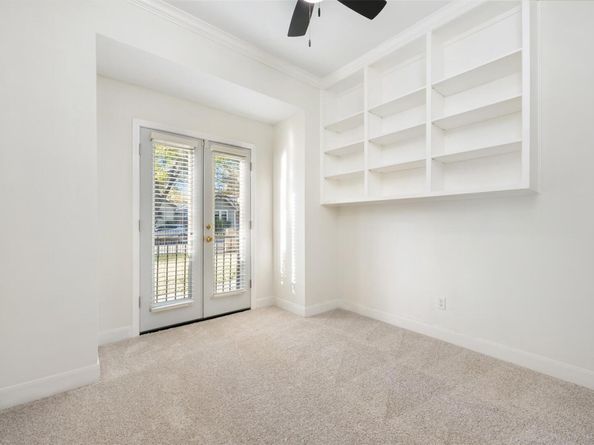 4111 Burnet RD W, Austin TX 78756