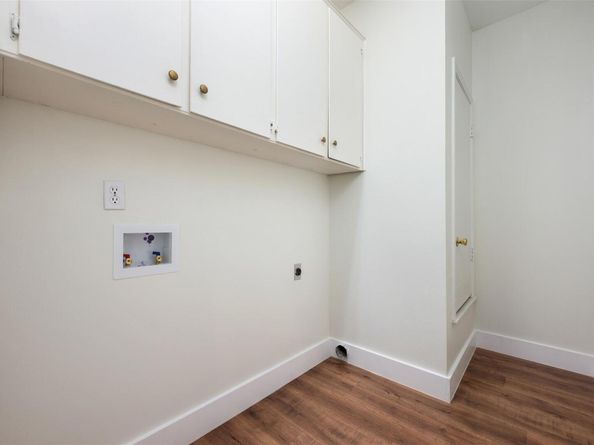 4111 Burnet RD W, Austin TX 78756