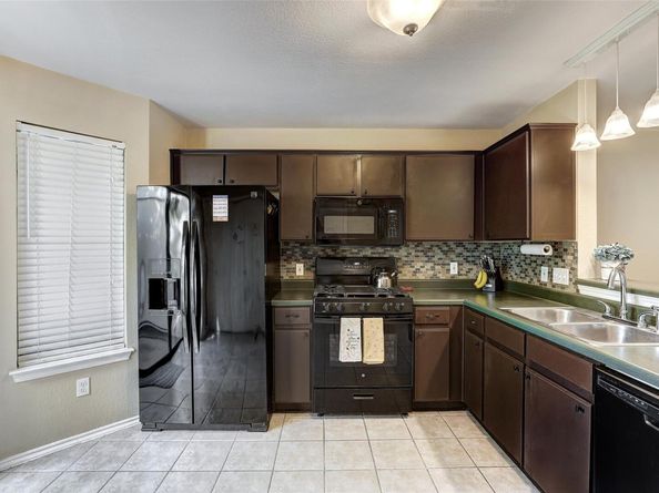 11901 Swearingen DR 110, Austin TX 78758