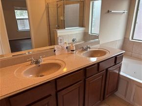 505 Bluehaw DR, Georgetown TX 78628