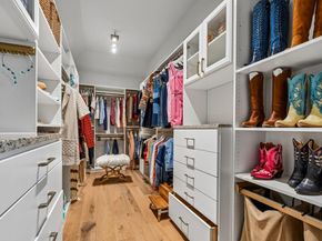 449 Santaluz LN, Austin TX 78732
