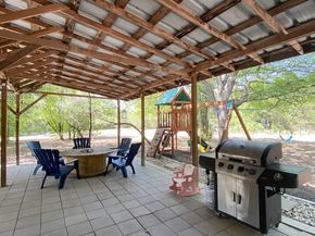4902 Pecan Springs RD, Austin TX 78723